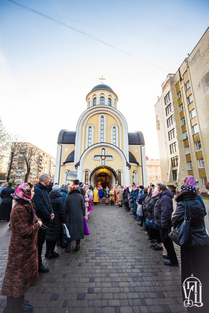 Свято Варваринский собор